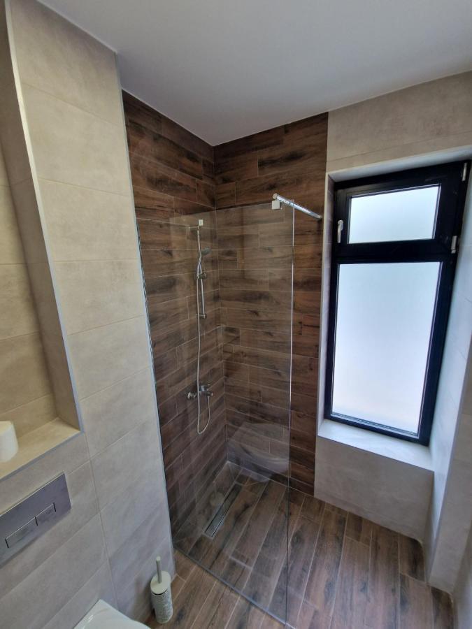 Nina Apartman 2 Soko Banja Luaran gambar